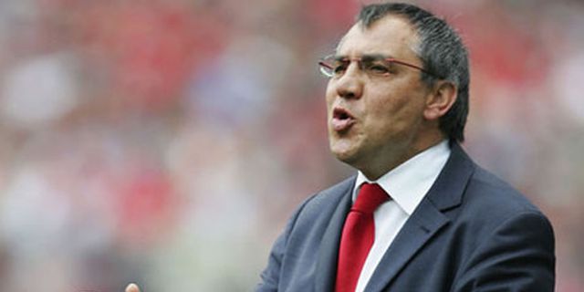 Magath Kecam Koneksi Brasil di Wolfsburg Magath Kecam Koneksi Brasil di Wolfsburg