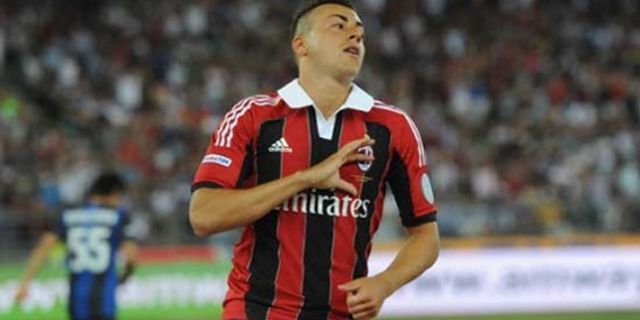 Di Milan, El Shaarawy Ternyata Takut Dengan Ibra