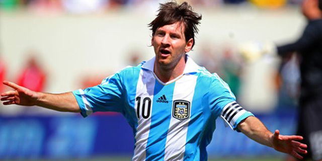 Messi Incar Paraguay