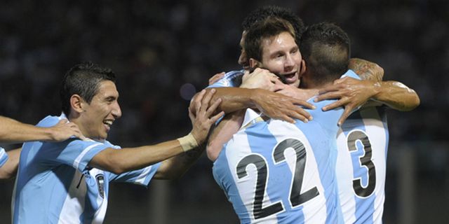 Highlights WCQ 2014: Argentina 3-1 Paraguay