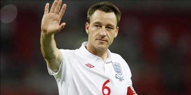 Terry Pasti Absen Lawan Ukraina