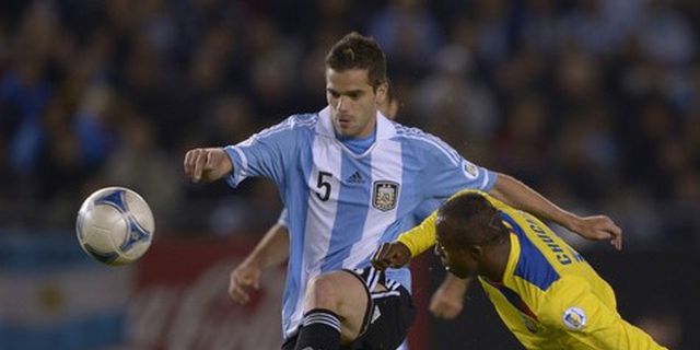 Gago: Argentina Terlalu Bergantung Kepada Messi Gago: Argentina Terlalu Bergantung Kepada Messi