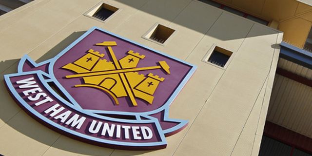 Silvestre, Mensah dan Vanden Borre Trial di West Ham Silvestre, Mensah dan Vanden Borre Trial di West Ham