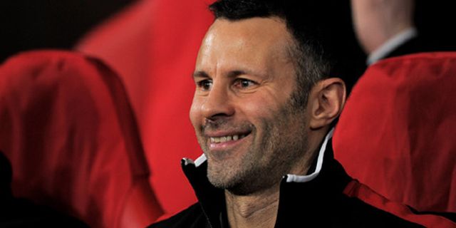 Giggs Menikmati Saat Duduk di Bangku Cadangan Giggs Menikmati Saat Duduk di Bangku Cadangan