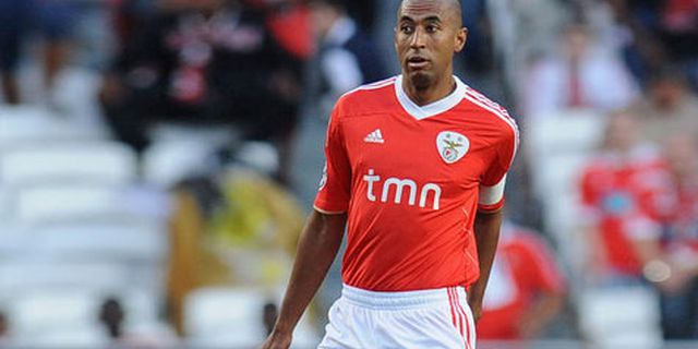 Dorong Wasit, Luisao Diskors Dua Bulan