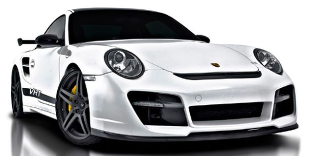 Balotelli Belikan Sang Adik Mobil Porche 911