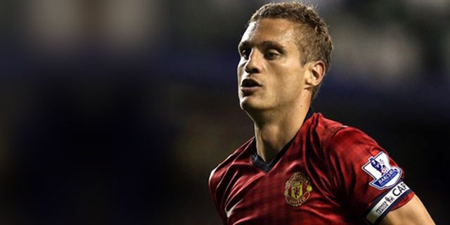 Vidic Minta Fans United Hormati Liverpool di Anfield Vidic Minta Fans United Hormati Liverpool di Anfield