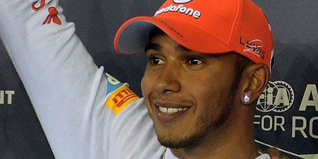 Hamilton Sukses Rebut Pole Formula 1 GP Singapura