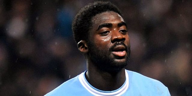 Alasan Kolo Toure Urung Tinggalkan City Alasan Kolo Toure Urung Tinggalkan City