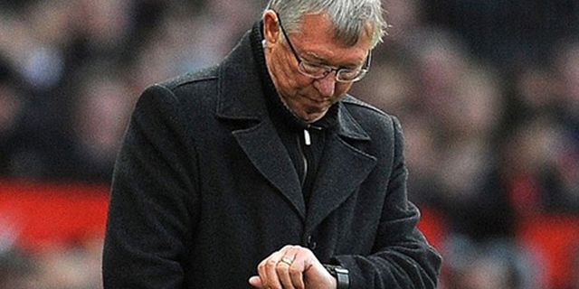 Ferguson Keluhkan Pendeknya Injury Time Ferguson Keluhkan Pendeknya Injury Time