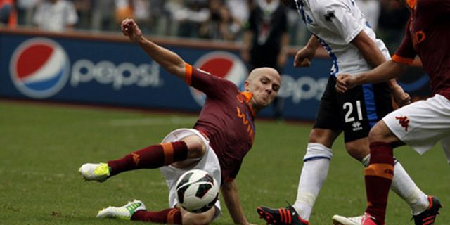 Valencia Tertarik Memakai Jasa Michael Bradley Valencia Tertarik Memakai Jasa Michael Bradley