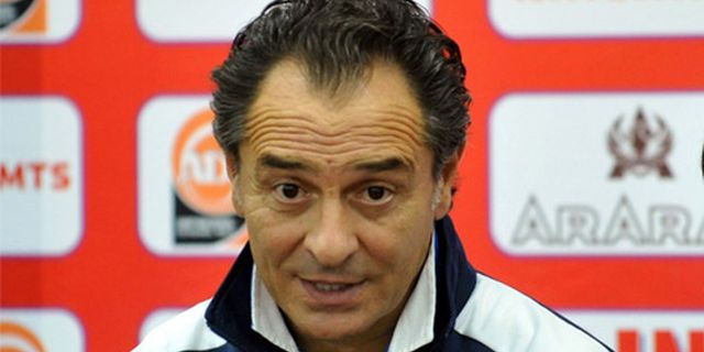 Cesare Prandelli Pantang Remehkan Armenia