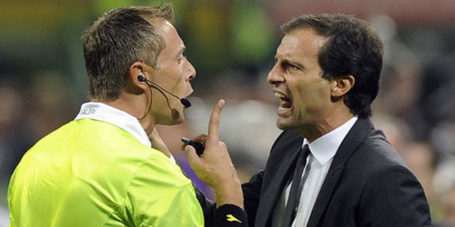 Allegri: Saya Cuma Bisa Tersenyum