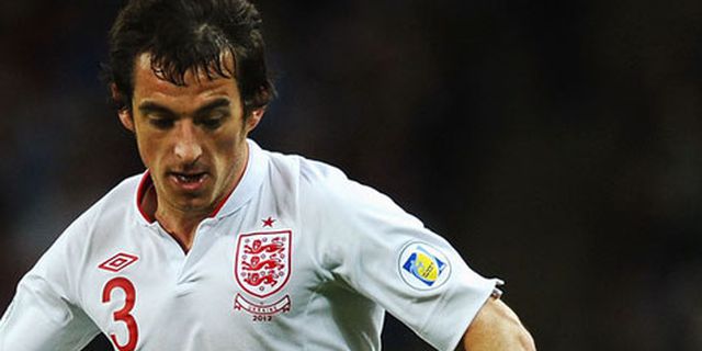 Baines Berambisi Gusur Ashley Cole di Timnas