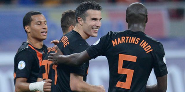 Review: Rekor 100 Persen Milik Belanda Review: Rekor 100 Persen Milik Belanda