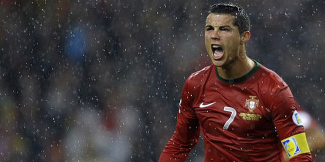 Highlights WCQ 2014: Portugal 1-1 Irlandia Utara