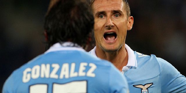 Laziale Rasis Kontra Spurs, UEFA Denda Lazio