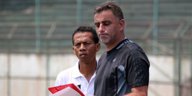 Miroslav Janu Belum Teken Kontrak Dengan Persebaya DU