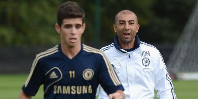 Di Matteo Tak Ingin Membebani Oscar dan Hazard Di Matteo Tak Ingin Membebani Oscar dan Hazard