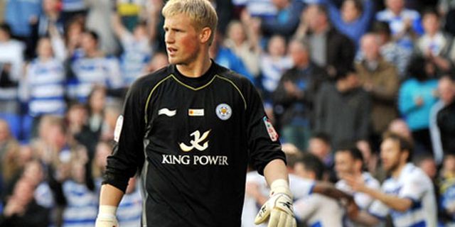 Schmeichel Tampik Rumor Pindah ke Madrid