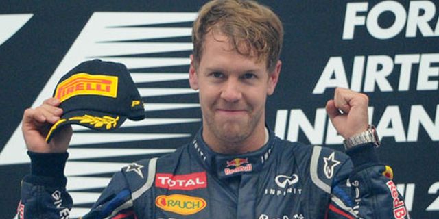 Vettel Tegaskan Tak Tanda Tangani Kontrak Dengan Ferrari