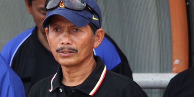Persib Tunggu Naser Sampai Malam Ini