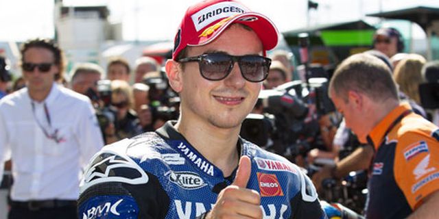 Lorenzo Sambangi Indonesia, Doni Tata Curi Ilmu