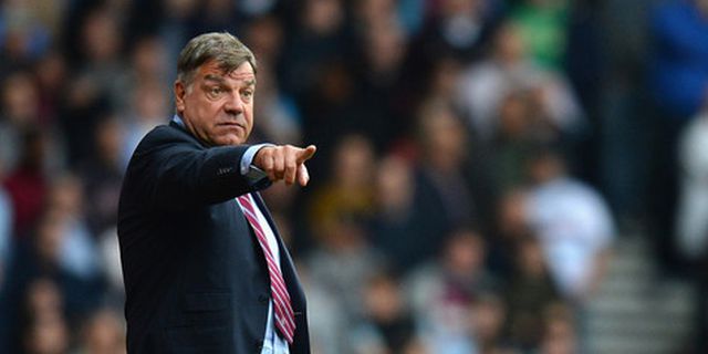 Allardyce Anggap Mancini Tak Sedang Tertekan