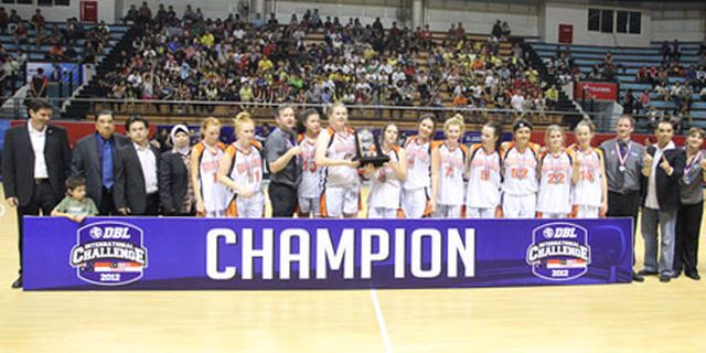 Tim Putri Gold Coast Juarai DBL International Challenge 2012