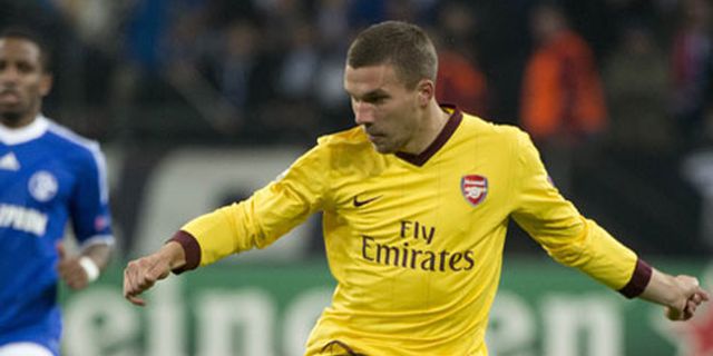 Podolski: Arsenal Cukup Kuat Untuk Lolos ke 16 Besar