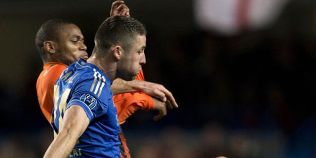 Gary Cahill Terkesan Lini Serang Shakhtar