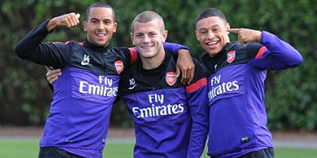 Wilshere Minta Walcott Tetap di Arsenal