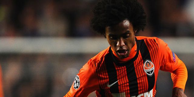 Willian Buka Pintu Untuk Chelsea dan Spurs