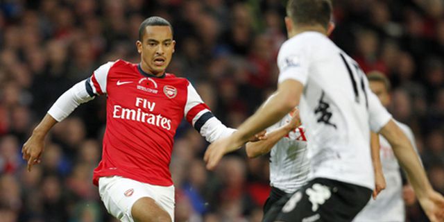Wenger Ragu Walcott Bisa Perkuat Inggris Wenger Ragu Walcott Bisa Perkuat Inggris