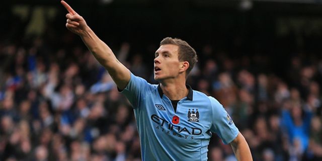 Mancini: Dzeko Tak Suka Berada di Bench Mancini: Dzeko Tak Suka Berada di Bench