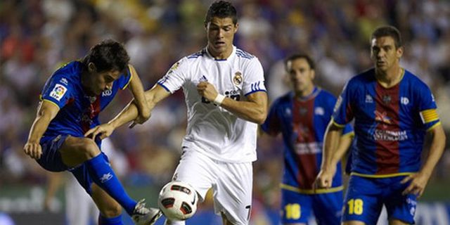 Levante: Madrid Mendapat Perlakuan Istimewa Wasit