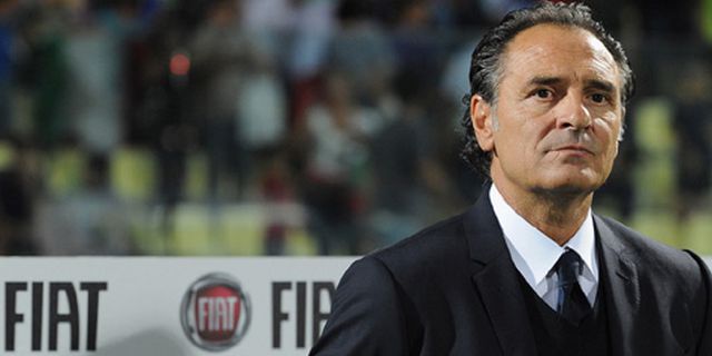 Prandelli Coba Formasi 4-3-3?