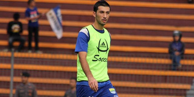 Naser: Saya Jalani Laga Berat Naser: Saya Jalani Laga Berat