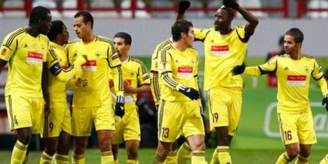 Fans Anzhi Ditahan Karena Dukung Palestina Fans Anzhi Ditahan Karena Dukung Palestina