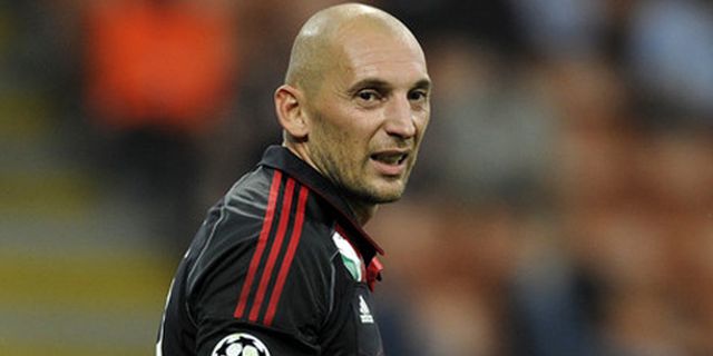 Milan Tak Lagi Butuhkan Abbiati? Milan Tak Lagi Butuhkan Abbiati?