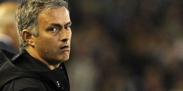 Mourinho Tak Salahkan Wasit Atas Kekalahan Madrid