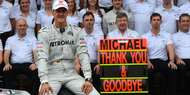 GP Terakhir, Schumacher Sampaikan Terima Kasih Untuk Penggemar GP Terakhir, Schumacher Sampaikan Terima Kasih Untuk Penggemar