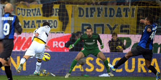 Review: Dibekuk Parma, Inter Turun Peringkat