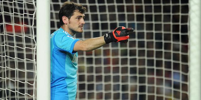 Casillas: Mou Diperlakukan Tidak Adil Casillas: Mou Diperlakukan Tidak Adil