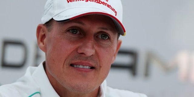 Bos F1: Harusnya Schumacher Tak Kembali Membalap