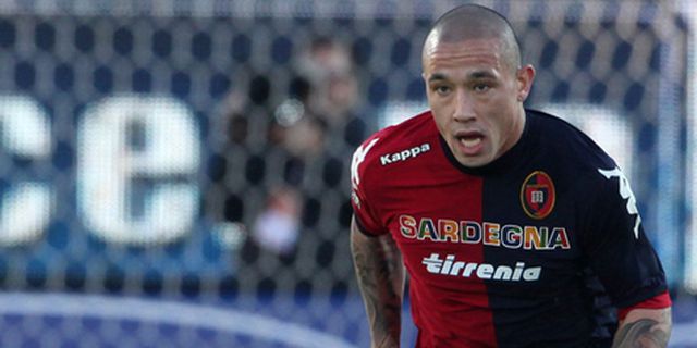 Milan Ingin Radja Nainggolan Gantikan De Jong