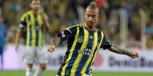 Meireles Dituduh Meludahi Wasit di Liga Turki