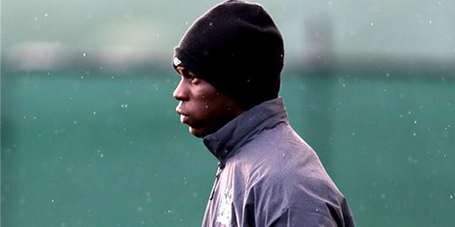 Balotelli Terima Sanksi