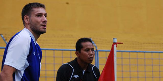 Roman Chmelo Segera Gabung Arema IPL