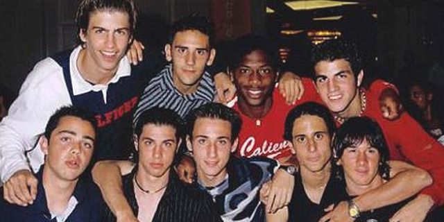 'Messi Terlalu Pendek dan Kurus' 'Messi Terlalu Pendek dan Kurus'